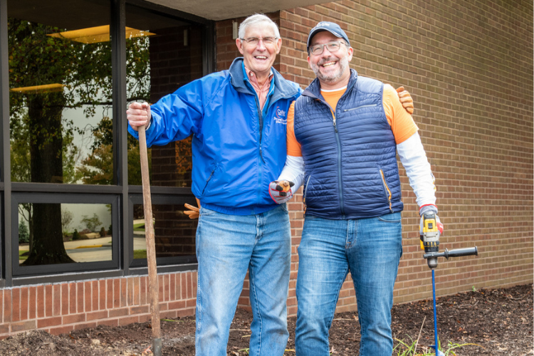 Daffodils Across Ohio - Fairlawn, OH - Cutler Real Estate